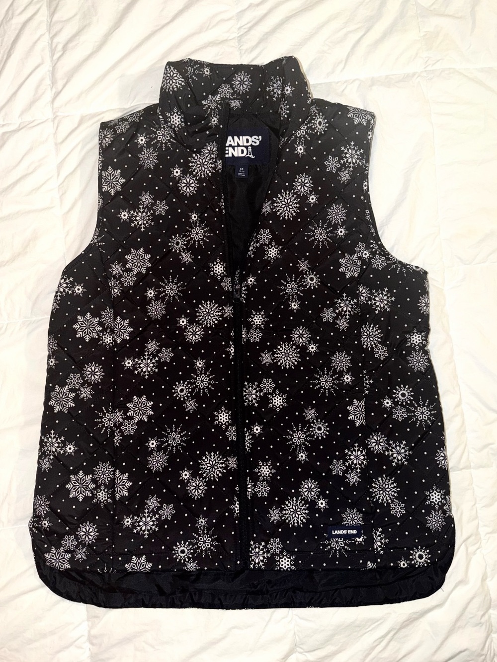 Lands' End Black Snowflake Print Puffer Vest Women’s 10-12